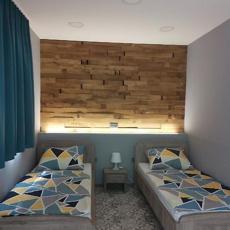 Podlovics Tanya Panzio Apartment Kemecse Luaran gambar