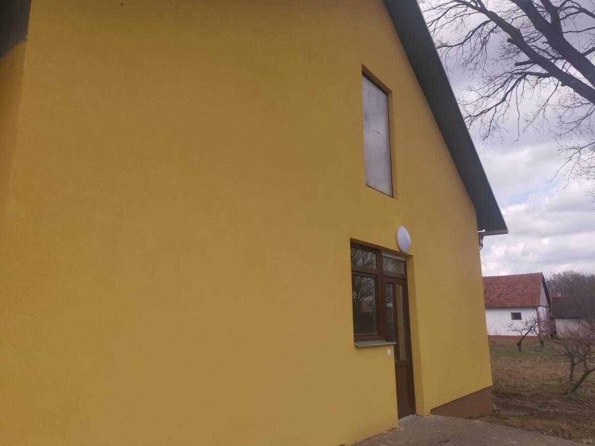 Podlovics Tanya Panzio Apartment Kemecse Luaran gambar