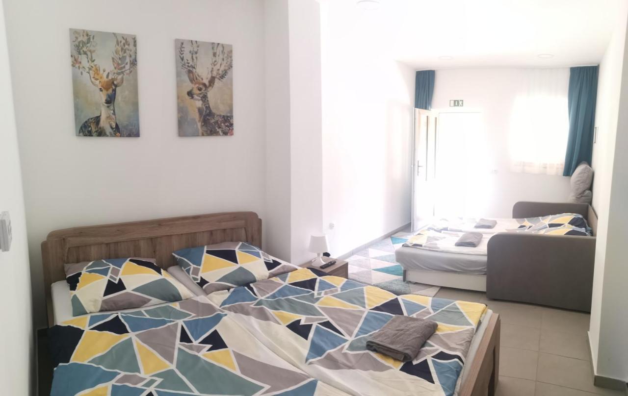 Podlovics Tanya Panzio Apartment Kemecse Luaran gambar