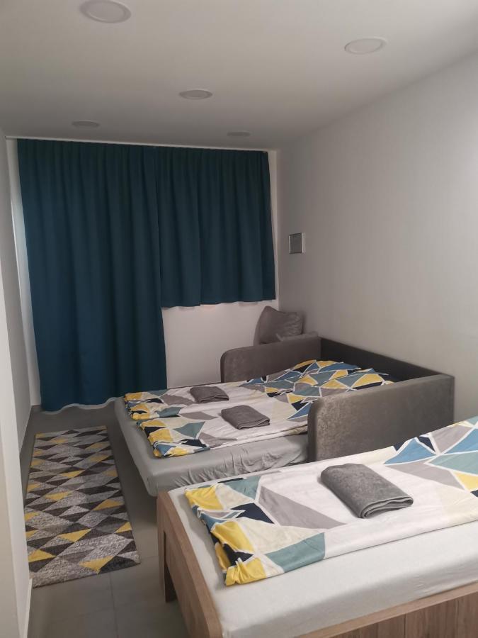 Podlovics Tanya Panzio Apartment Kemecse Luaran gambar
