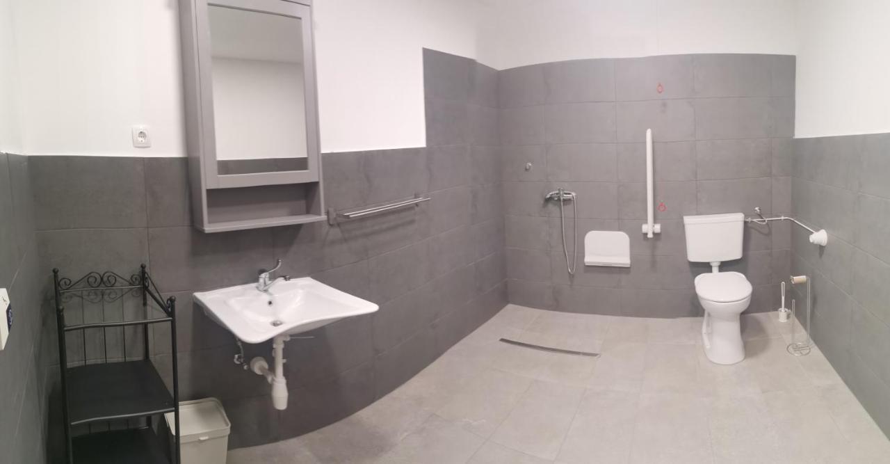 Podlovics Tanya Panzio Apartment Kemecse Luaran gambar