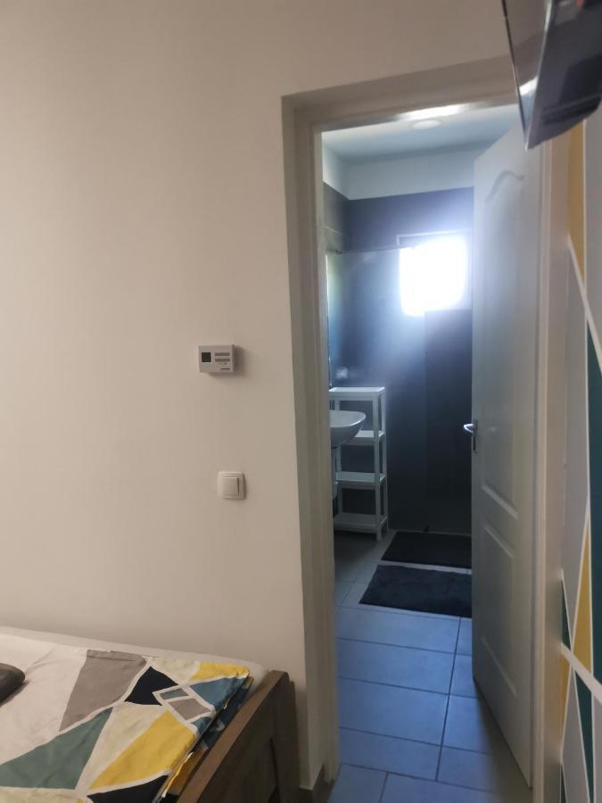 Podlovics Tanya Panzio Apartment Kemecse Luaran gambar