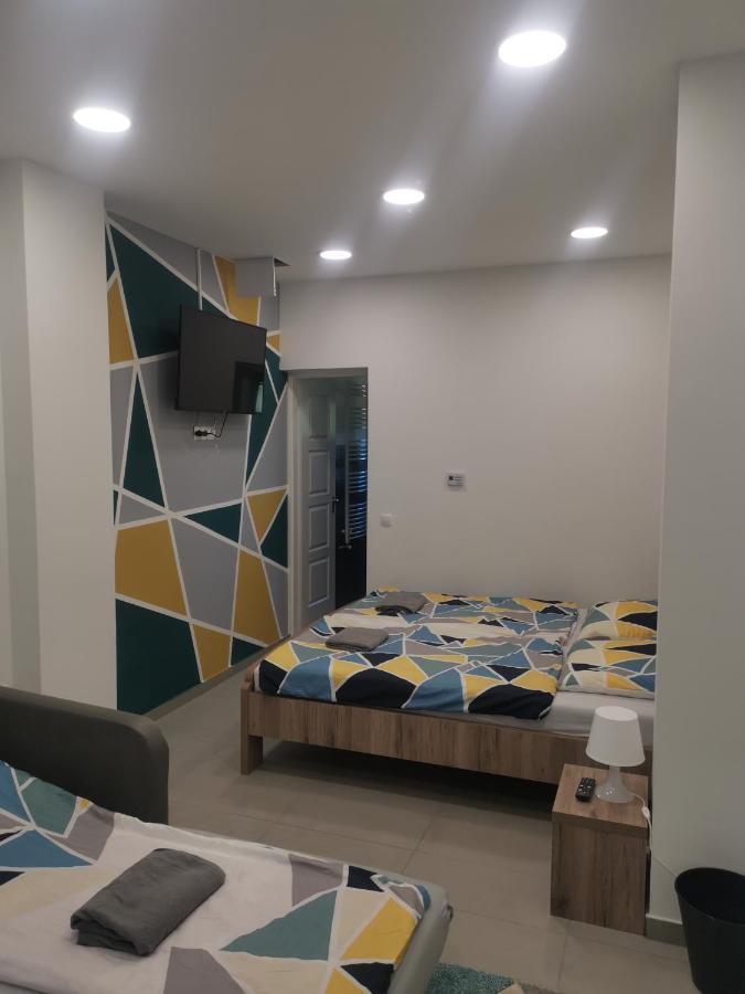 Podlovics Tanya Panzio Apartment Kemecse Luaran gambar